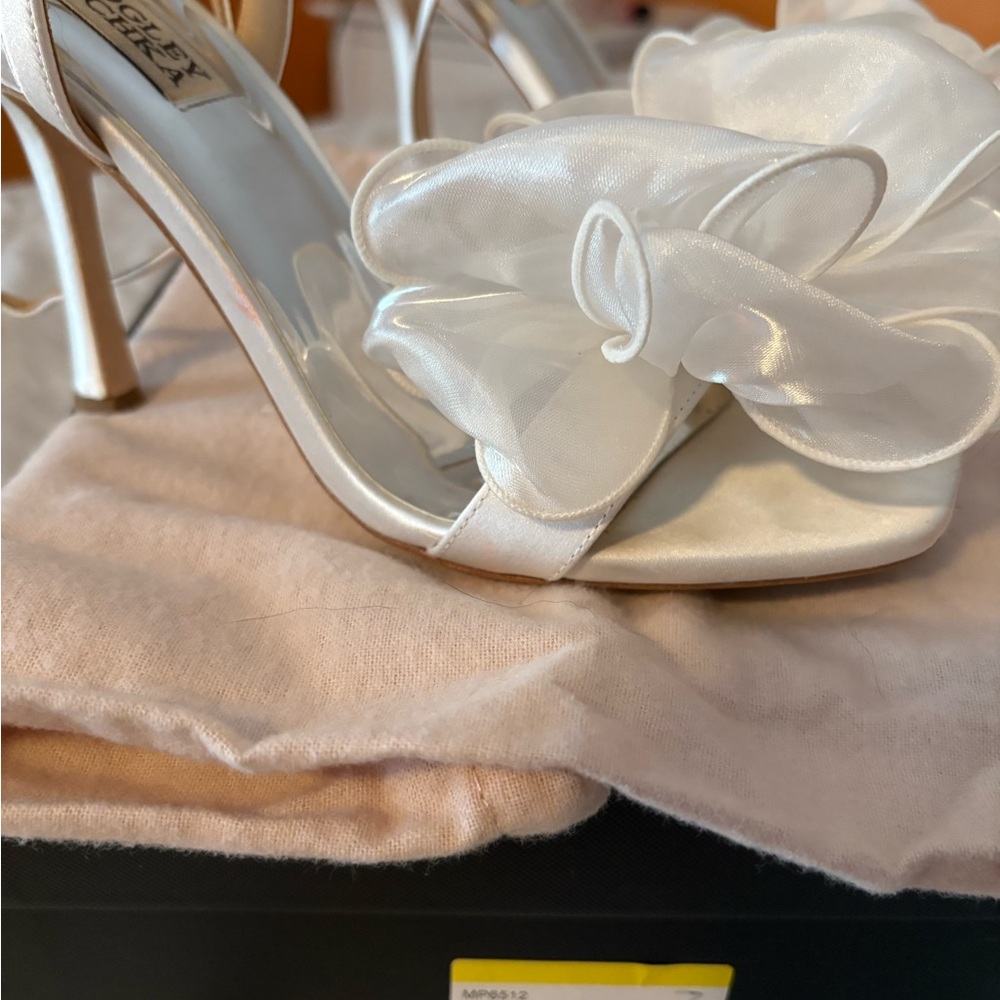 Badgley Mischka Women's White Heeled Sandals - Picture 3 of 4